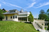 Westliche Seite des Hauses - Stil, Eleganz & Exklusivität vereint! Einzigartige Villa in Bestlage