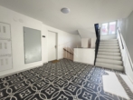 Stiegenhaus - KURZZEITVERMIETUNG /​SHORT TERM RENTAL! Anmietung ab 3 bis 6 Monate möglich