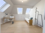 Zimmer - KURZZEITVERMIETUNG /​SHORT TERM RENTAL! Anmietung ab 3 bis 6 Monate möglich