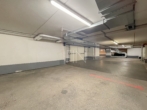 Garage - Schöne 2‑Zimmer-​Wohnung mit Garage in U‑Bahn Nähe