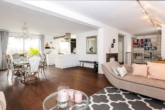 Einrichtungsbeispiel- Wohnraum - Großzügige Paarwohnung mit Dachterrasse-zentral gelegen-eigener KFZ Stellplatz-grandioser Fernblick