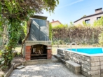 Grillplatz und Pool - Charmantes Einfamilienhaus mit Garten, Pool & Terrasse
