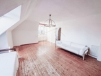 Wohnzimmer - Wohnen zwischen Stadt & Natur – Geräumige Familienwohnung bei Mödling