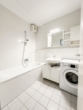 Badezimmer - Beste Anbindung! Helle, ruhige 2‑Zimmer-Wohnung nahe U3