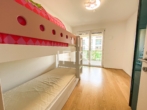 Schlafzimmer 1 - Helle Wohnung mit großer Freifläche und Parkblick im 2. Bezirk! – Garagenplatz vorhanden