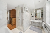 Badezimmer 1 (en suite) - Stephansdom im Blick – Exklusive Designerresidenz im Herzen Wiens