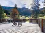 Terrasse - PRIVATE Lodges – TOP 5 – “Family Lodge”
