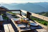 Beispielbild Almjause - PRIVATE Lodges – TOP 5 – “Family Lodge”