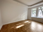 Zimmer 1 - Altbauflair trifft modernes Wohngefühl – Stilvolle 3‑Zimmer-Wohnung mit Stuckdecken & Lichtdesign