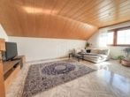 OG: Schlafzimmer 3 - Einfamilienhaus mit Pool, Wellness & großem Garten in Hennersdorf