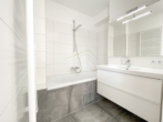 Badezimmer - Wiener Bestlage! 1,5‑Zimmer-Wohnung – nur 2 Gehminuten auf die Mariahilfer Straße