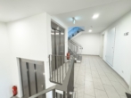 Stiegenhaus - Nähe Schönbrunn! Helle 3‑Zimmer-Wohnung mit Loggia zum Wohlfühlen