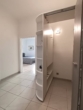 Begehbare Garderobe - Single‑, Pärchen- oder Anlage-Wohnung + Ruhe, Grünblick und Gartennutzung neben Palais Schönburg!