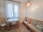 Küche Sitzecke - Pärchentraum! 2‑Zimmer-​Wohnung mit Grünblick in Langenzersdorf zu verkaufen