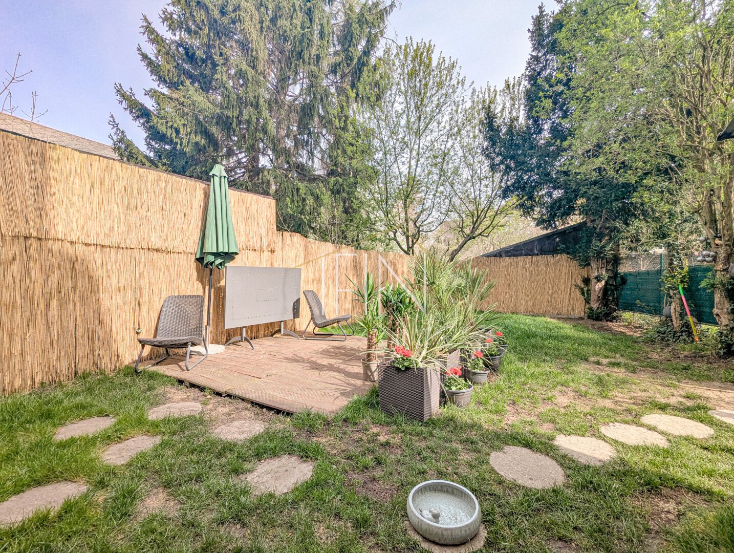Eigengarten zur vielseitigen Gestaltung