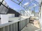 1. Stock: Terrasse - Grünblick. Lage. Potential. – Haus in begehrter Wohngehend am Wiener Stadtrand!