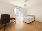 Schlafzimmer 2 - Familienfreundliche 3‑Zimmer Wohnung mit Loggia zum Innenhof, Fitnessraum und Sauna!