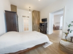 Schlafzimmer - Stilvolle Wohnung in Bestlage nahe U2 Taborstraße und Augarten!